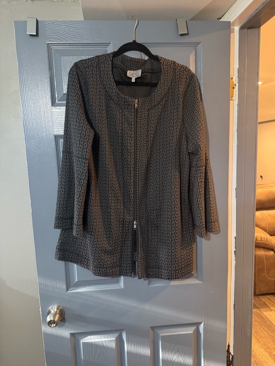 Chaus Jackets & Blazers - Chaus Women's Charcoal Zip-Front Textured Jacket